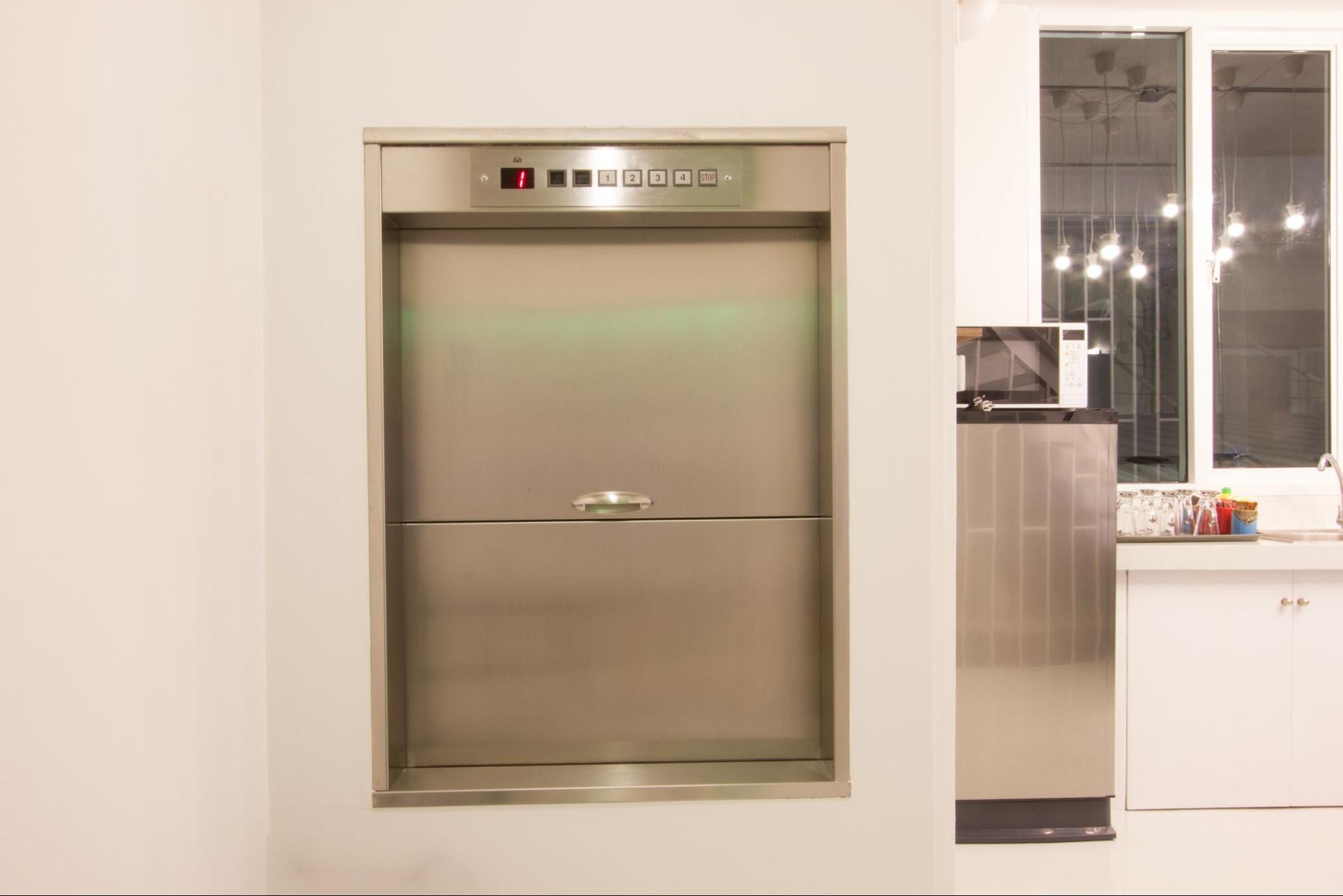 Dumbwaiter | Residential & Commercial Dumbwaiters | Arrow Lift