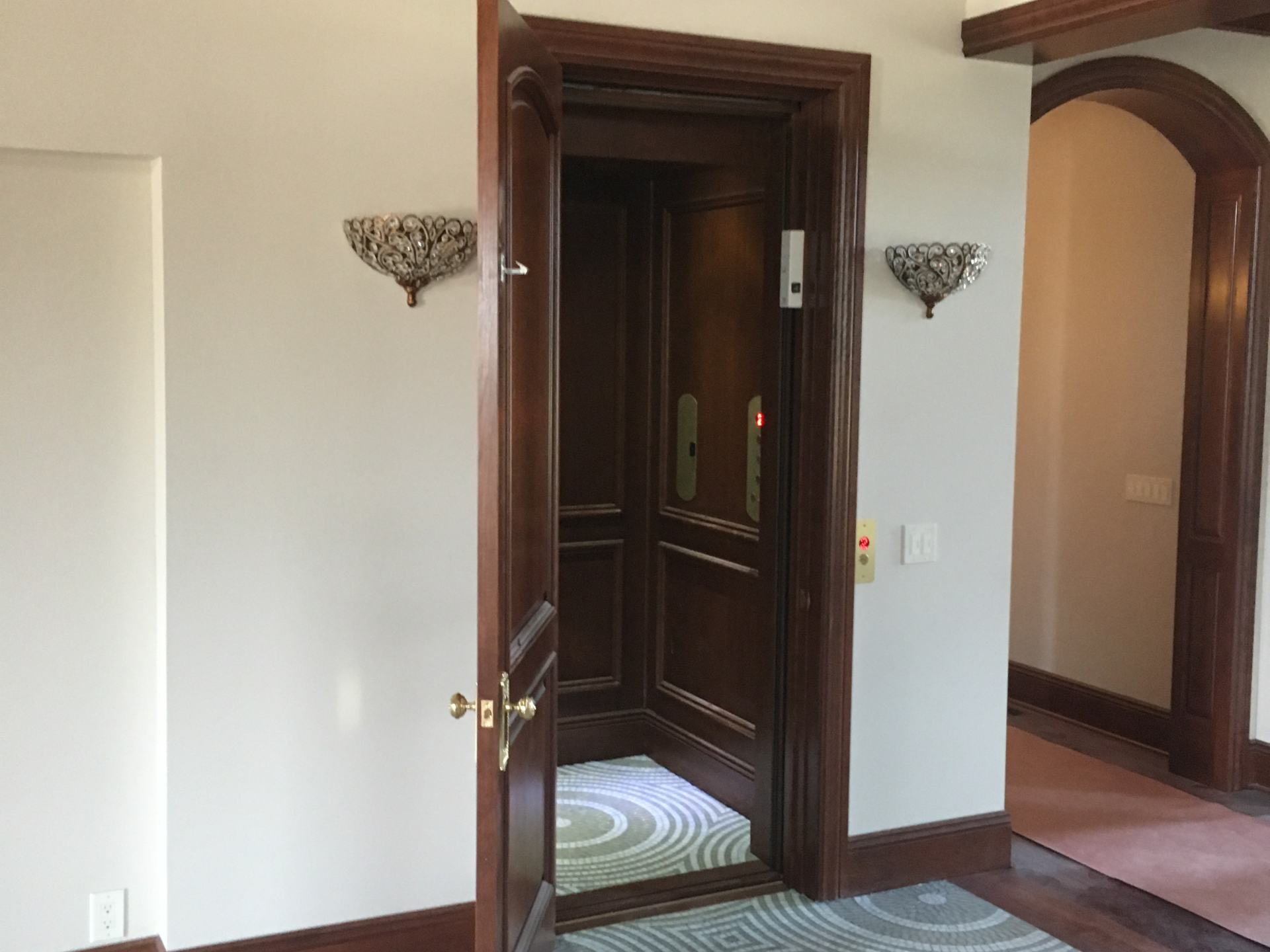 Home Elevator with dark wood - Arrow Lift 2020